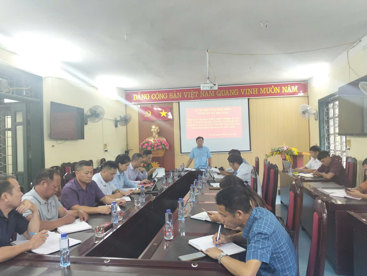 Xã Sín Chải họp ban chỉ đạo thực hiện đo đạc, lập bản đồ địa chính, lập hồ sơ địa chính và xây dựng cơ sở dữ liệu đất đai năm 2026